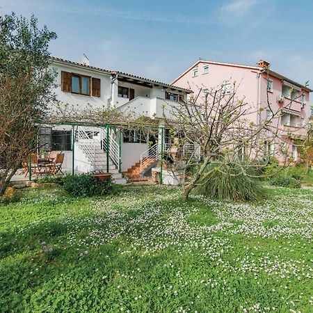 Apartment Rosa 2 로비니 외부 사진