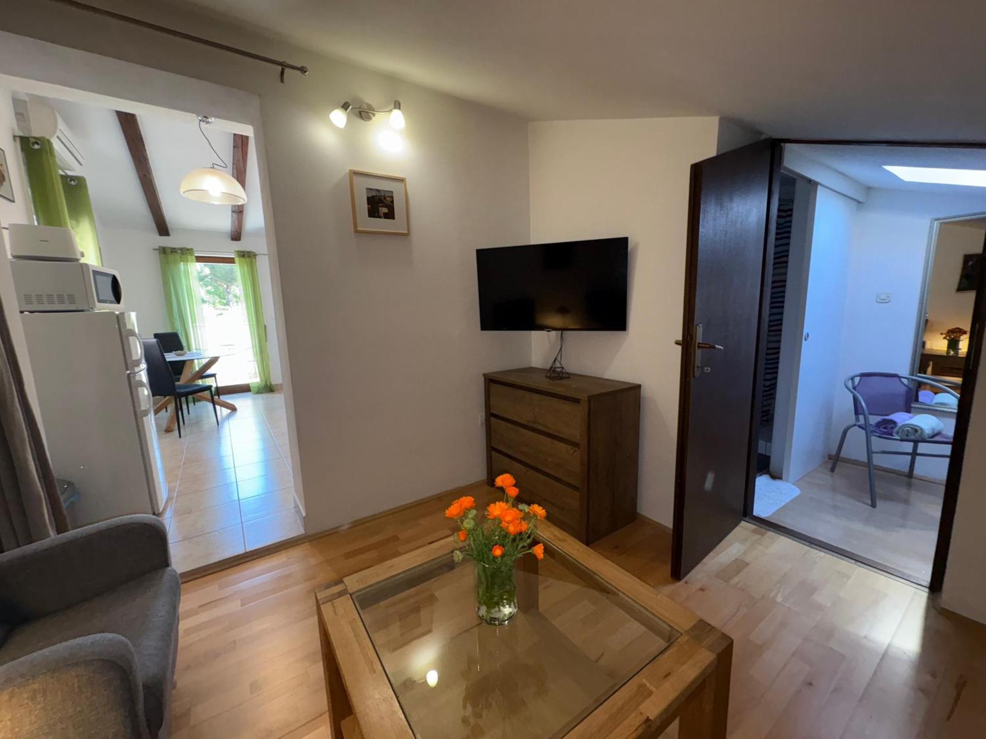 Apartment Rosa 2 로비니 외부 사진