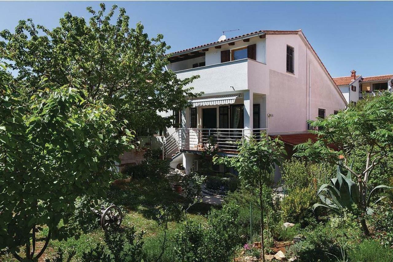 Apartment Rosa 2 로비니 외부 사진